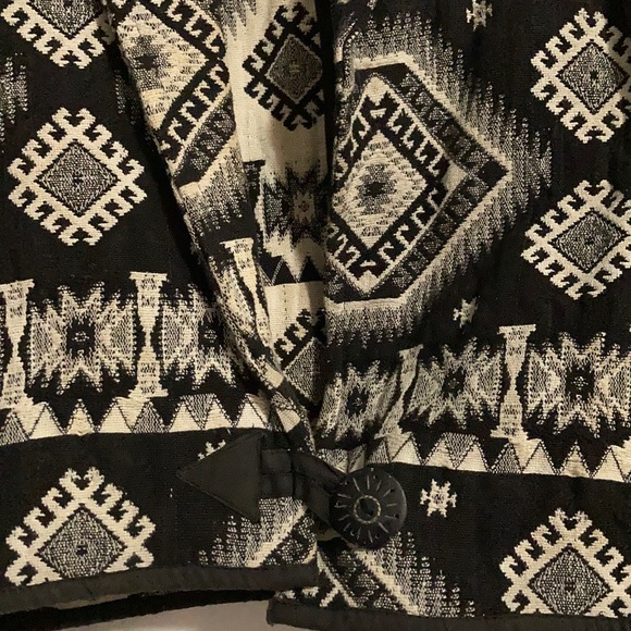 Flashback - Women’s Crop Jacket - Picture 2 of 7